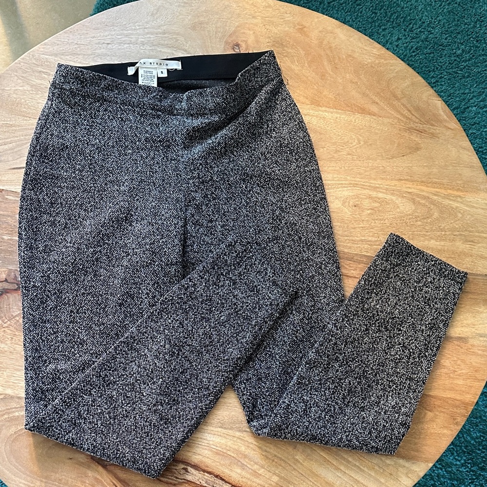 Max Studio Black Textured Leggings